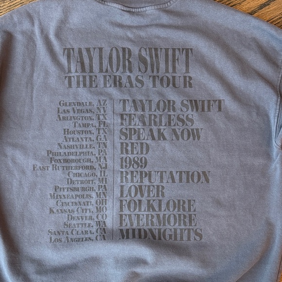 Taylor Swift Eras Tour Blue Crewneck Sweatshirt Official Merch Size XS NWOT - Picture 11 of 16